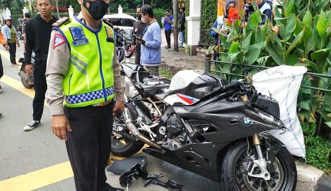 Penjelasan Polisi soal Rider Motor Sport BMW Meninggal Dunia Tabrak Mobil di Asia Afrika Senayan