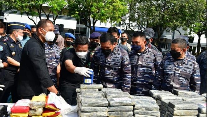 TNI AL Gagalkan Penyelundupan 179 Kilogram Kokain Senilai Rp 1.25 Triliun