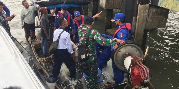 Petir Sambar Nelayan di Laut Karimun, Langsung Tewas