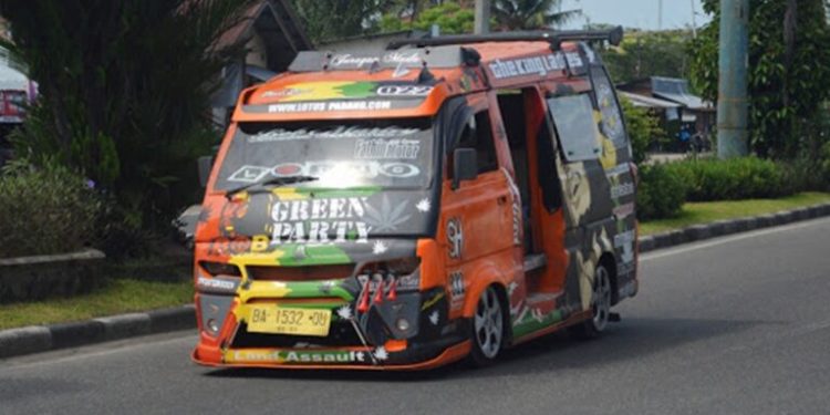 Polda Sumbar Tindak Delapan Anak Dibawah Umur yang Kendarai Angkot di Kota Padang