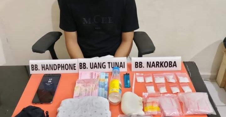 Tim Ojoloyo Polres Kampar Tangkap Pelaku Narkoba saat Berada Dikamarnya
