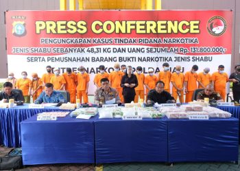 Polda Riau Tangkap 17 Pelaku Jaringan Narkoba Internasional Dengan Barang Bukti 48,31 kg Sabu