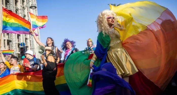 Parade Tahunan LGBT Berlangsung di Yerusalem Meski Ditentang