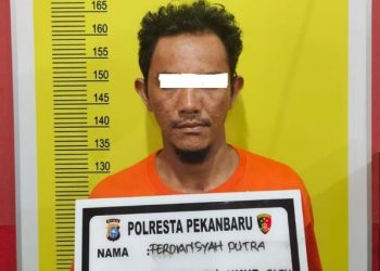 Tak Terima Istri Dilirik Orang, Pria Mabuk Ayunkan Sajam pada Roby
