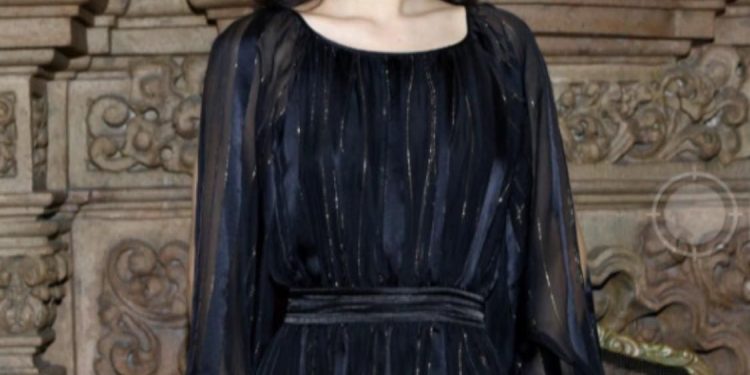 Kisah Tragis Penyanyi Ditembak Suami di Restoran, Terungkap Dugaan Sebabnya