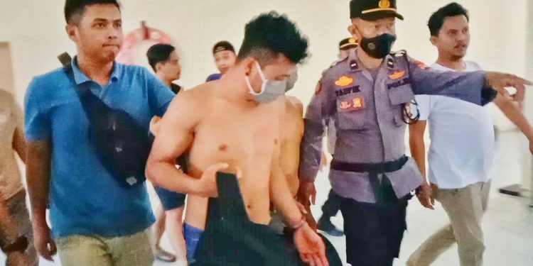 Bawa Sabu Tujuan Lombok, Dua Penumpang Kapal Diamankan Polisi di Pelabuhan Sri Bayintan