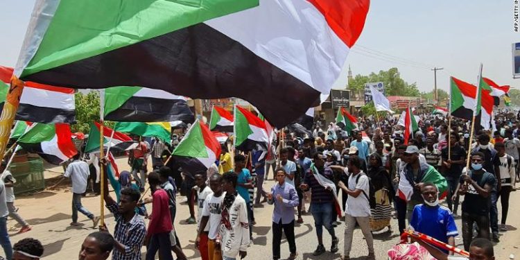 Pasukan Keamanan Sudan Bentrok Dengan Demonstran Setelah Protes Kematian