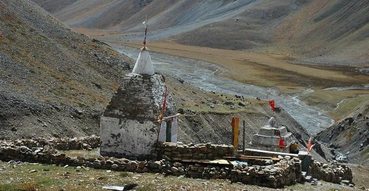 Wanita Ini Menolak Meninggalkan Perbatasan India dan Cina Mengklaim Jika Dirinya Adalah Dewi Parvati