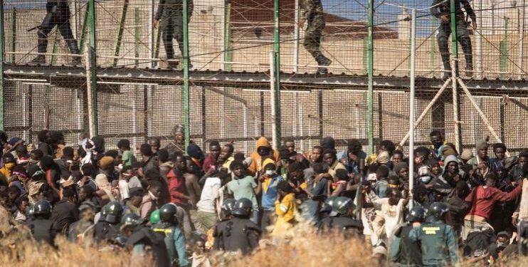 Tragis, 23 Imigran Asal Maroko Ditemukan Tewas Tercekik di Perbatasan Melilla