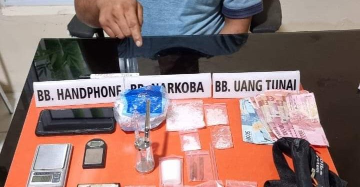 Tim Ojoloyo Tangkap Bandar Narkoba di Desa Bukit Kemuning