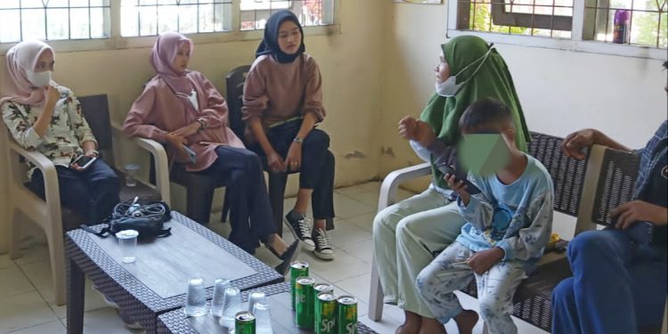 Jadi Tulang Punggung Keluarga, Ibu Pelaku Pembunuhan Kekasih di Inhil Tidak Yakin Anaknya Membunuh
