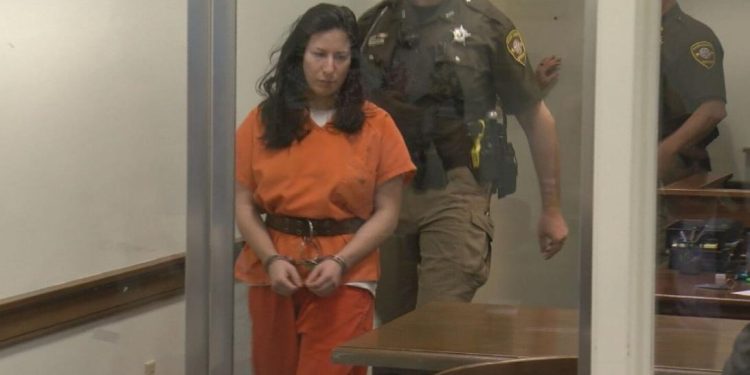 Memenggal Kepala Sang Kekasih Saat Berhubungan Badan, Wanita Cantik Ini Minta Dibebaskan