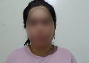 Wanita Ini Digelandang Polisi Usai Ketahuan Mencopet di Pasar