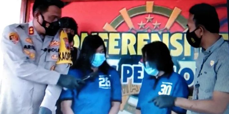 Modus Bertamu, Ibu dan Anak Gasak Tas dan ATM Adik Kandung