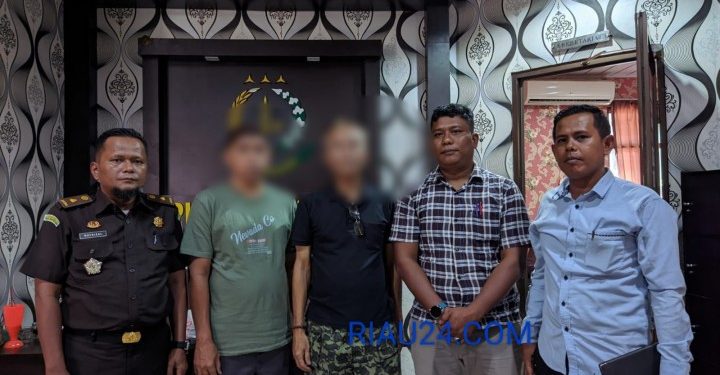 Dugaan Korupsi Dana Hibah Rp2,5 Miliar, Bendahara dan Sekretaris Panwaslu Ditahan Kejari Bengkalis