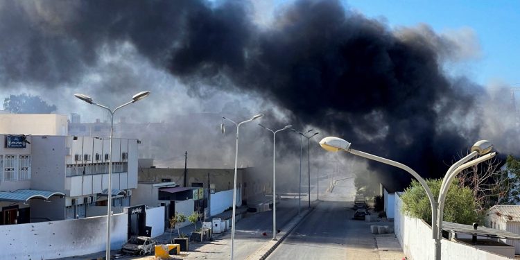 Bentrokan tewaskan 12 orang di Ibu Kota Libya, picu kekhawatiran perang