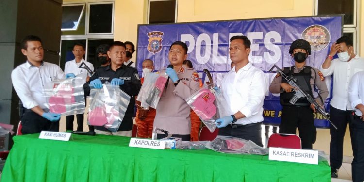 Sadis, Istri di Kuansing Perintahkan Adik Kandungnya Mutilasi Suami, Motif Karena Dendam
