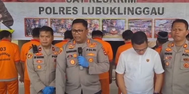 Jual Senapan Serbu M4 A1 Lewat Medsos, 2 Atlet Menembak Diringkus Polisi Nyamar