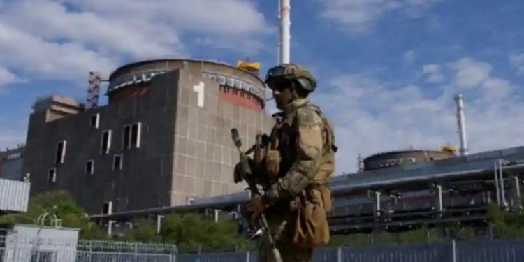 Pengawas nuklir internasional memperingatkan bahaya ‘kuburan’ di sekitar pembangkit nuklir Zaporizhzhia