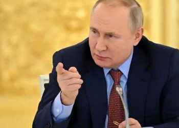 Vladimir Putin mengatakan Rusia siap menawarkan ‘senjata paling canggih’ kepada sekutunya