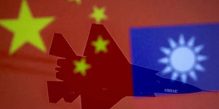 Lima pesawat China melintasi garis tengah Selat Taiwan