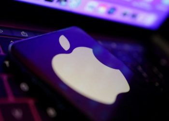 Mantan insinyur mobil Apple mengaku bersalah atas pencurian rahasia