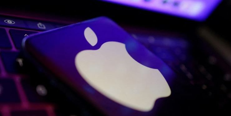 Mantan insinyur mobil Apple mengaku bersalah atas pencurian rahasia