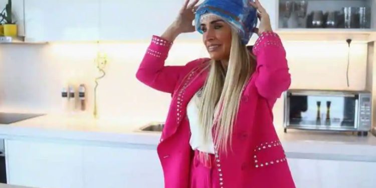 Wanita Argentina menciptakan helm yang mencegah kerontokan rambut selama kemoterapi