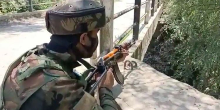 Dua teroris tewas dalam bentrokan dengan pasukan keamanan di Shopian