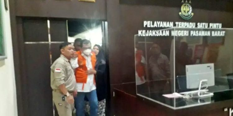 Dugaan Kasus Korupsi, Mantan Direktur RSUD Pasaman Barat Ditahan Kejari