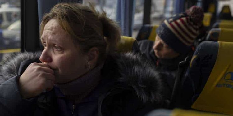 ‘Sepupu saya saling membunuh’: Perang di Ukraina memisahkan keluarga campuran
