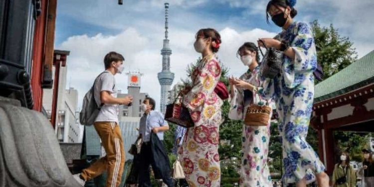 Pria dan wanita muda Jepang tidak berniat menikah, kata survei