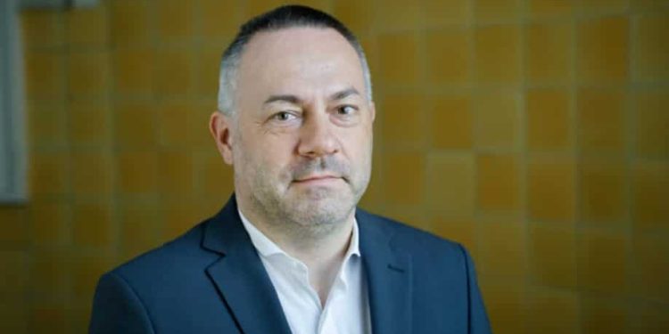 Slovenia: Keluarga mengubur orang yang salah di panti jompo, menteri kesehatan mengundurkan diri