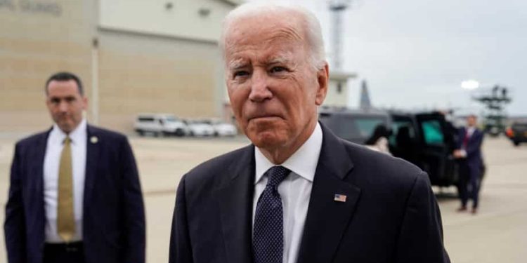 Gedung Putih mengatakan Biden akan bertemu dengan kerabat dua orang Amerika yang dipenjara di Rusia