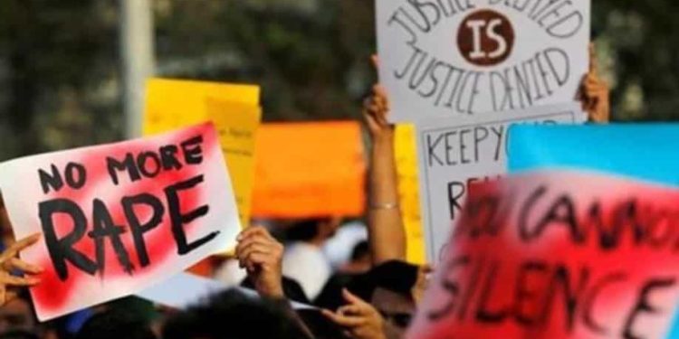 Bocah 12 tahun dipukuli hingga kritis oleh 3 temannya, setelah mendapatkan pelecehan seksual