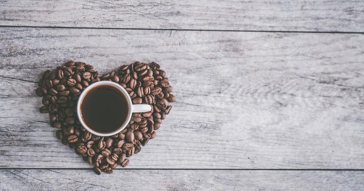 Kopi Dingin vs Panas, Mana yang Lebih Baik Buat Kesehatan?
