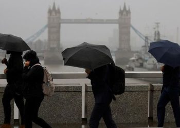 Alasan Warga Inggris Banyak yang Sengsara sampai Makan Karet-Jadi PSK