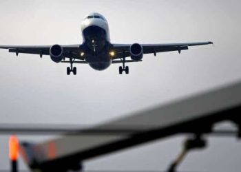 Emas senilai USD 2,5 juta dicuri dari toko perhiasan Pakistan dalam penerbangan Dubai-Karachi