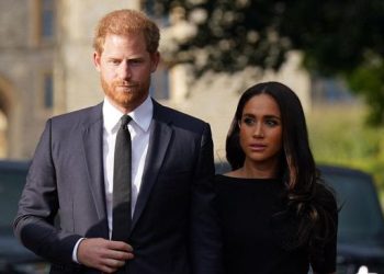 Charles Disebut Minta Harry Tak Ajak Meghan saat Ratu Meninggal