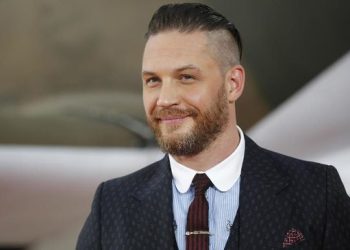 Diam-diam Ikut Turnamen Bela Diri, Tom Hardy Menang Medali Emas