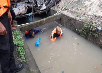 Balita Yang Tenggelam di Parit Pintu Air Meranti Senapelan Belum Diketemukan
