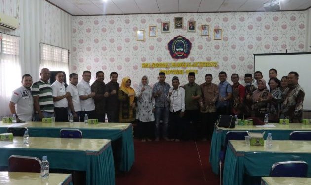 Saat kunjungan Komisi V DPRD Riau Ke SMA Negeri 1 Pangkalan Kerinci