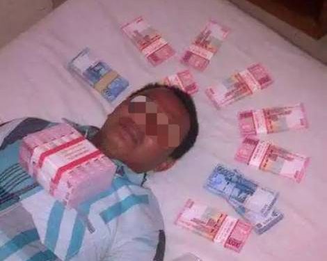 Mantan Kades Lukit Meranti Jadi Tersangka Korupsi, Sempat Viral Tidur Bersama Uang Ratusan Juta Rupiah