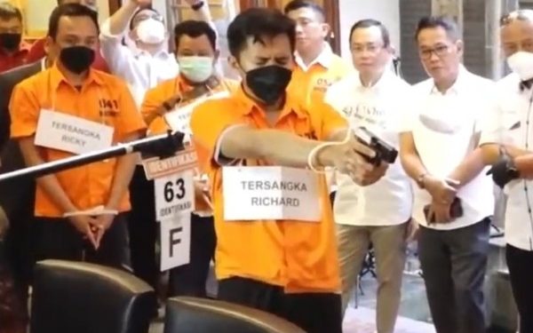 Terungkap Setelah Lie Detektor, Bharada E Tembak Pertama Diakhiri Sambo