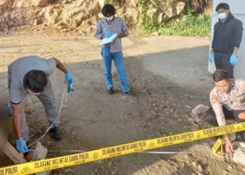 Gelap Mata karena Cemburu, Wanita Tikam Kekasih dengan Obeng