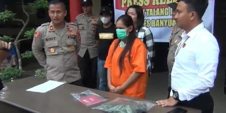 Jual dan Pakai Sabu, Perempuan Ini Ditangkap Saat Layani Pelanggan di Warung Sembako