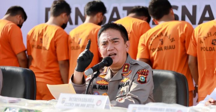 Polda Riau Gagalkan Peredaran 203 Kg Sabu dan 400 Ribu Ekstasi, 16 Pelaku Ditangkap