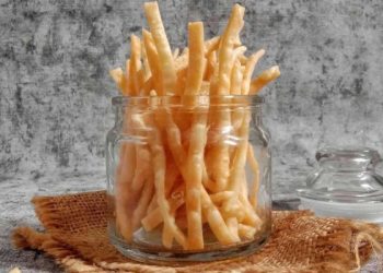 Resep Stik Keju yang Renyah, Cocok untuk Teman Ngemil