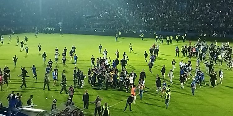 Korban Meninggal Kericuhan Arema vs Persebaya di Kanjuruhan Sebanyak 127 Orang