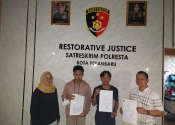 Cabut laporan dan Berdamai, Tiga Mahasiswa yang Demo Sekdprov Riau Akhirnya Bebas
